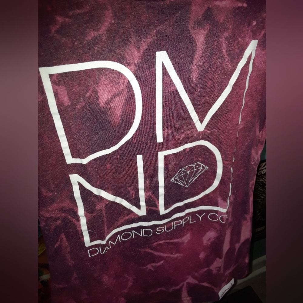 Diamond Bleached Tee - Picture 3 of 3